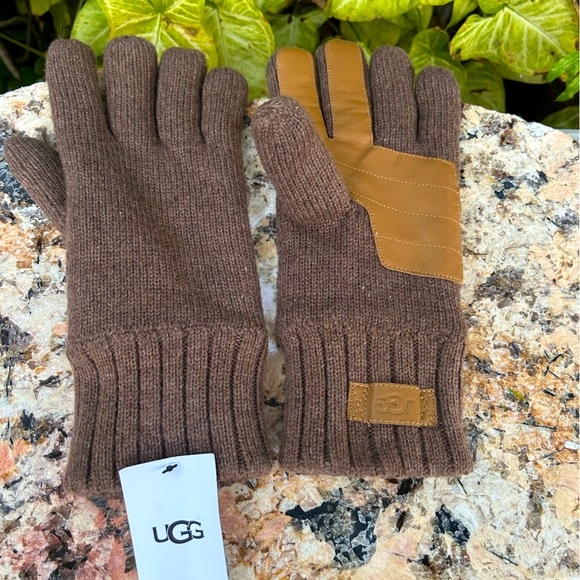 UGG PALM PATCH LEATHER & KNIT GLOVES IN STOUT  S/M  New - Picture 4 of 9